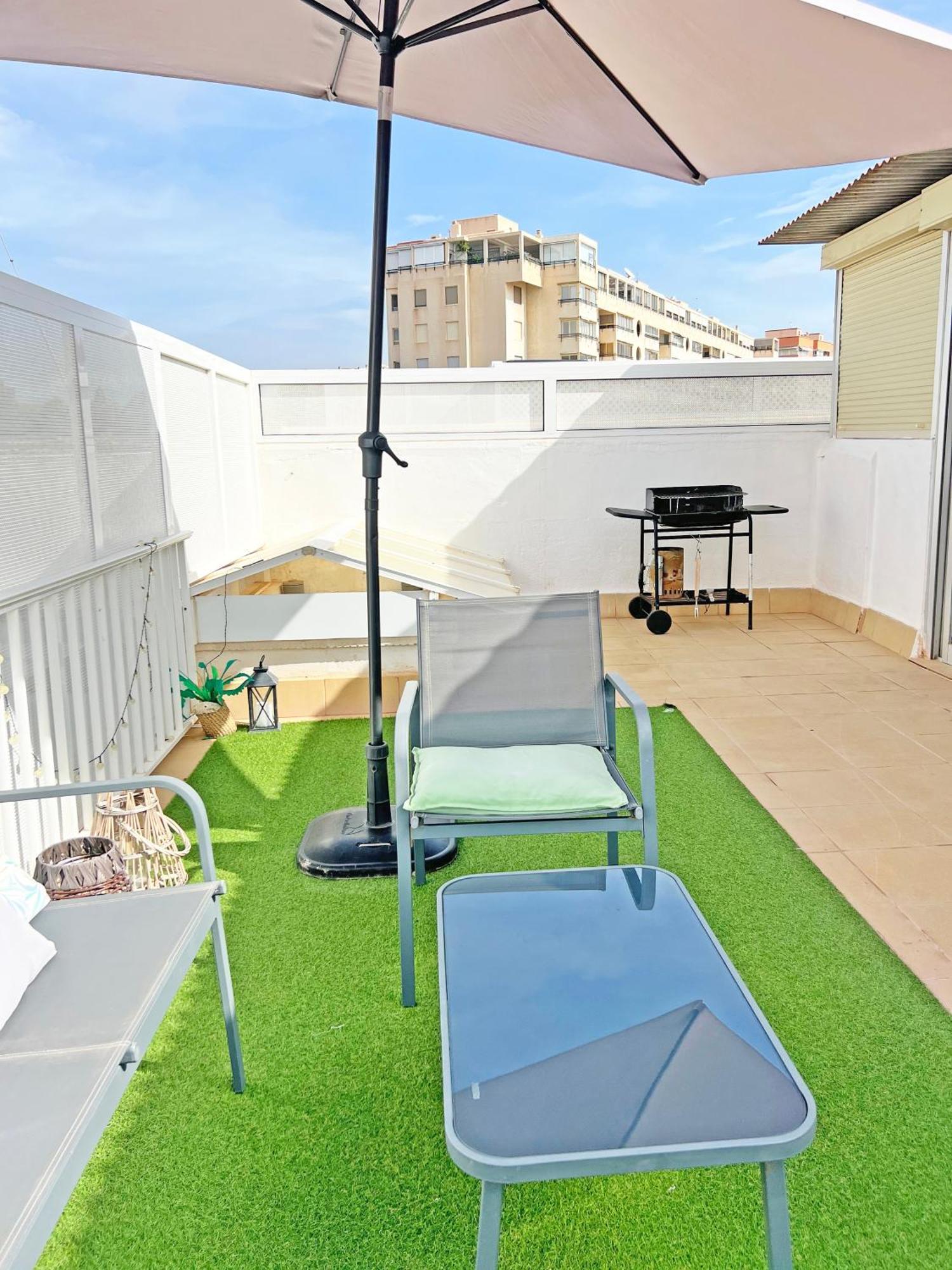 Atico Frente Al Mar 2 Terrazas Barbacoa Y Parking Sujeto A Disponibilidad Appartement El Campello Buitenkant foto