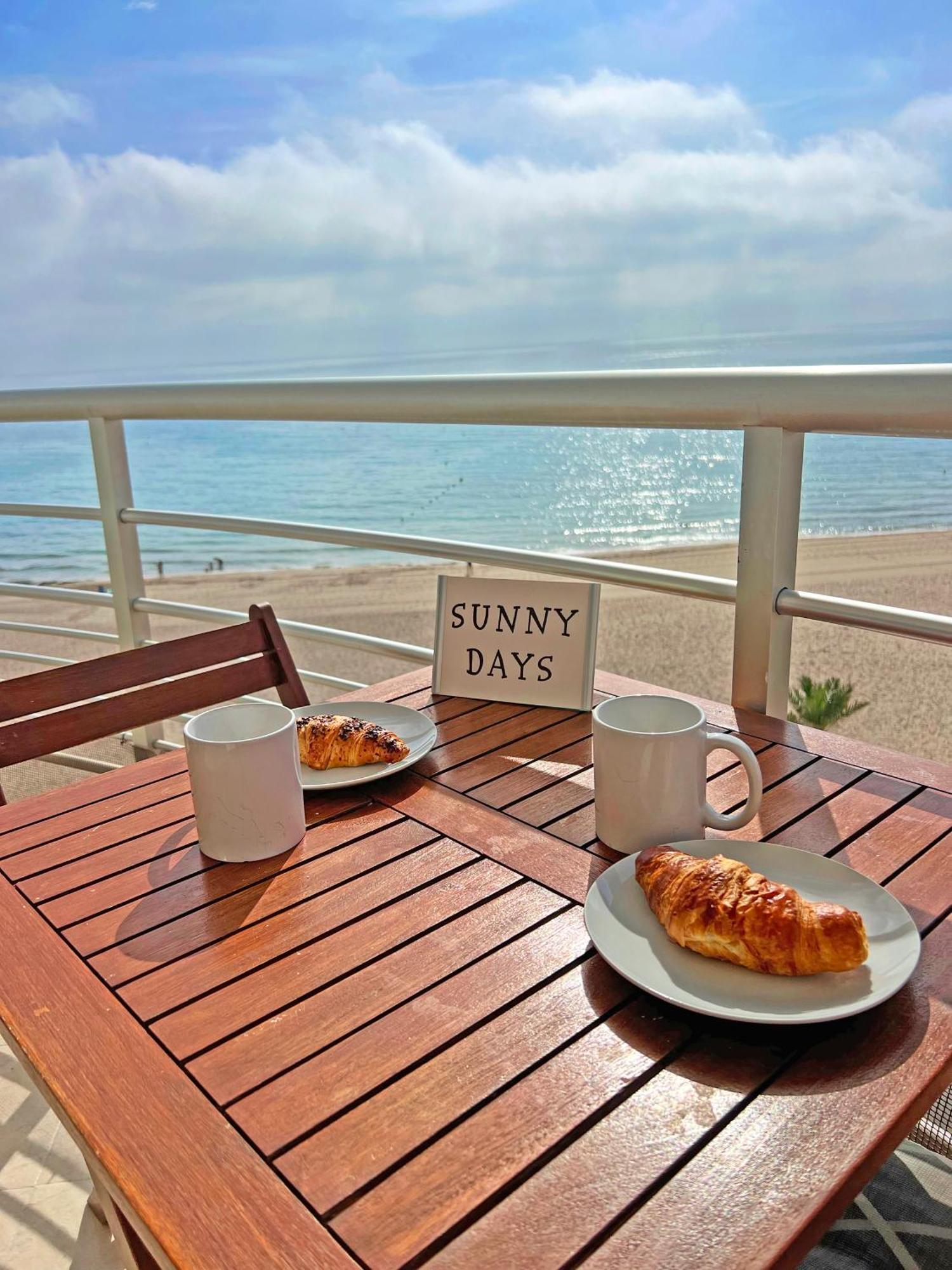 Atico Frente Al Mar 2 Terrazas Barbacoa Y Parking Sujeto A Disponibilidad Appartement El Campello Buitenkant foto